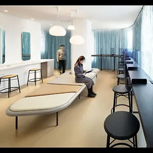 2* Hôtel capsule 9h Nine Ningyocho